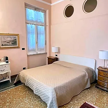 Couette-café Mirosa 4*